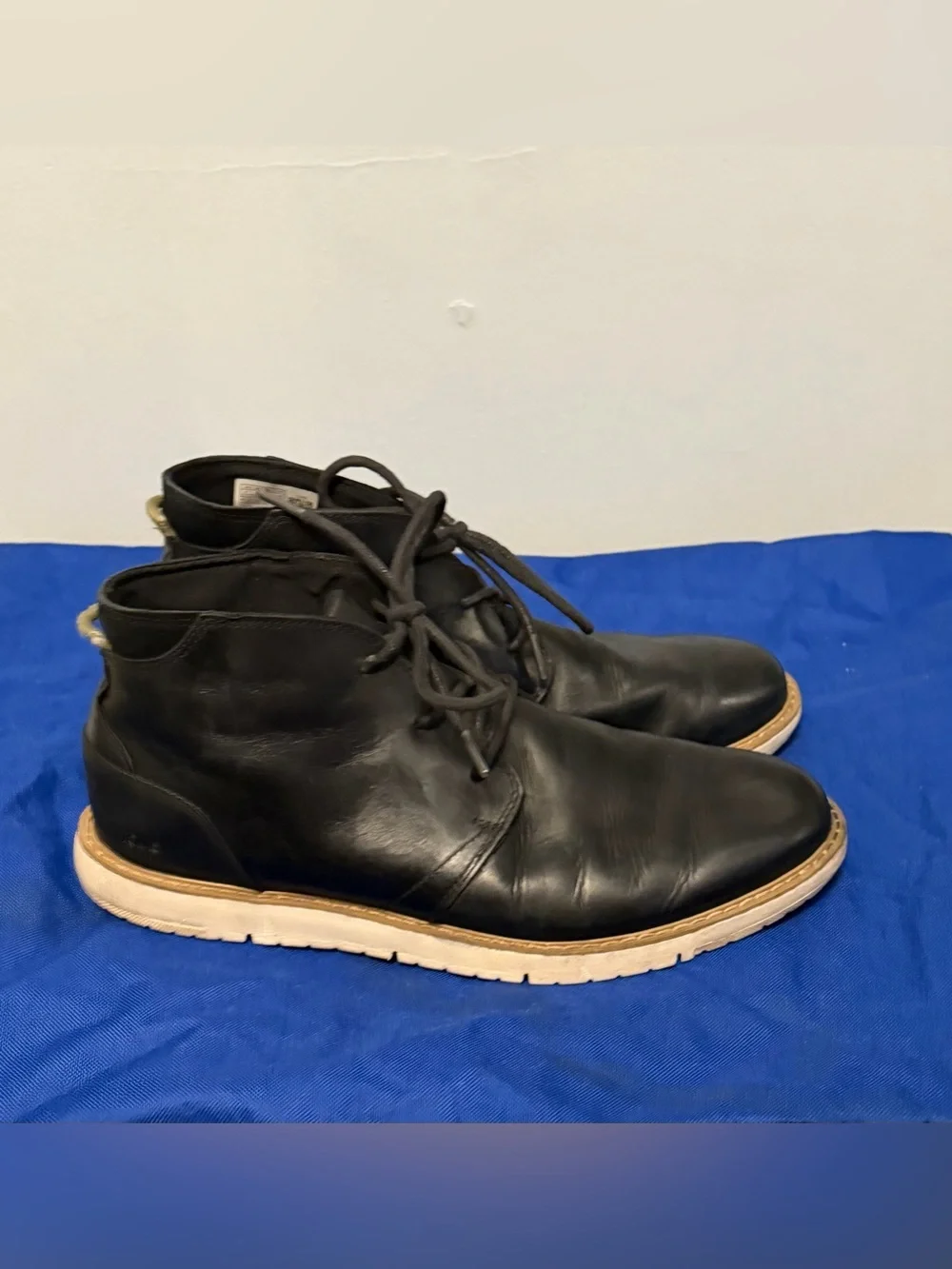 TOMS Black 100% quality Leather Chukka Boots